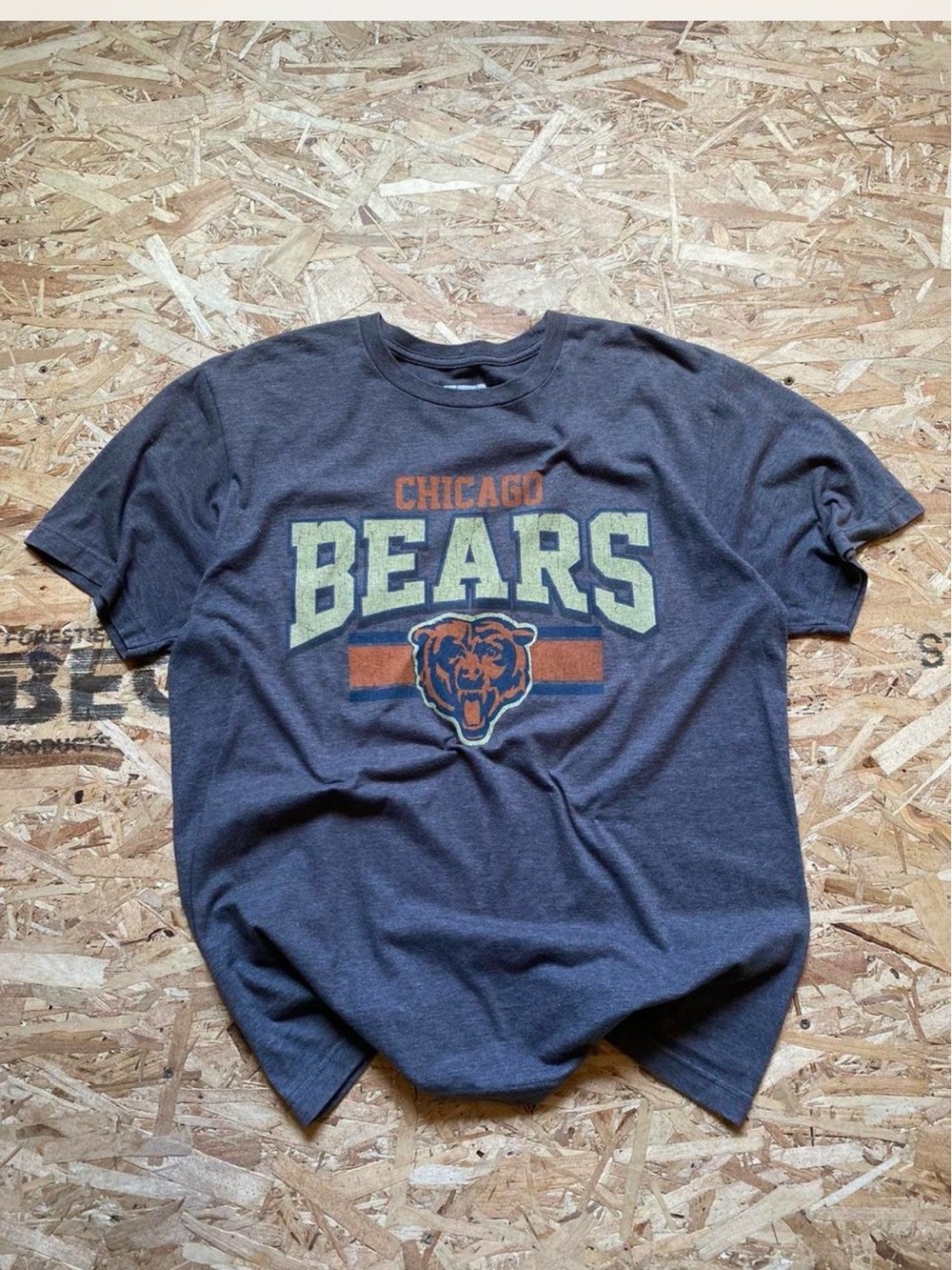 NFL Chicago Bears Short Sleeve Tee - Gray with Orange and Cream Logo